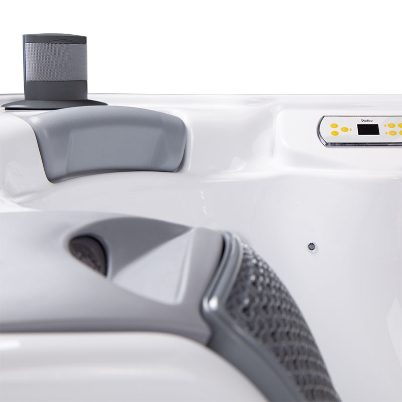 Houston Hot Tub - Image 3