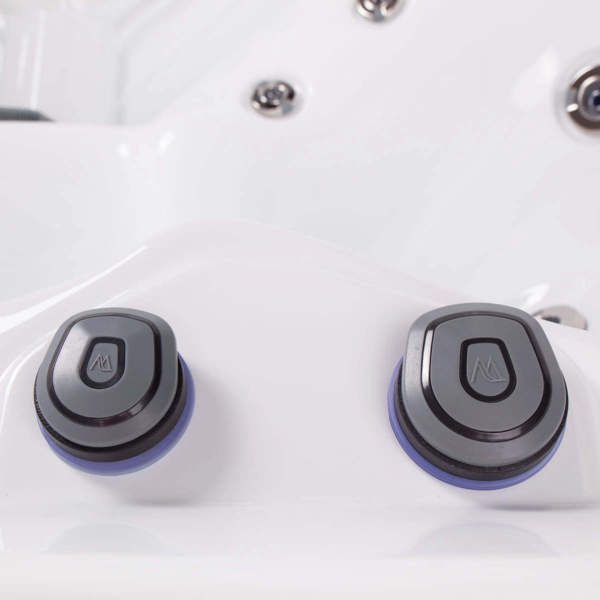 Houston Hot Tub - Image 6